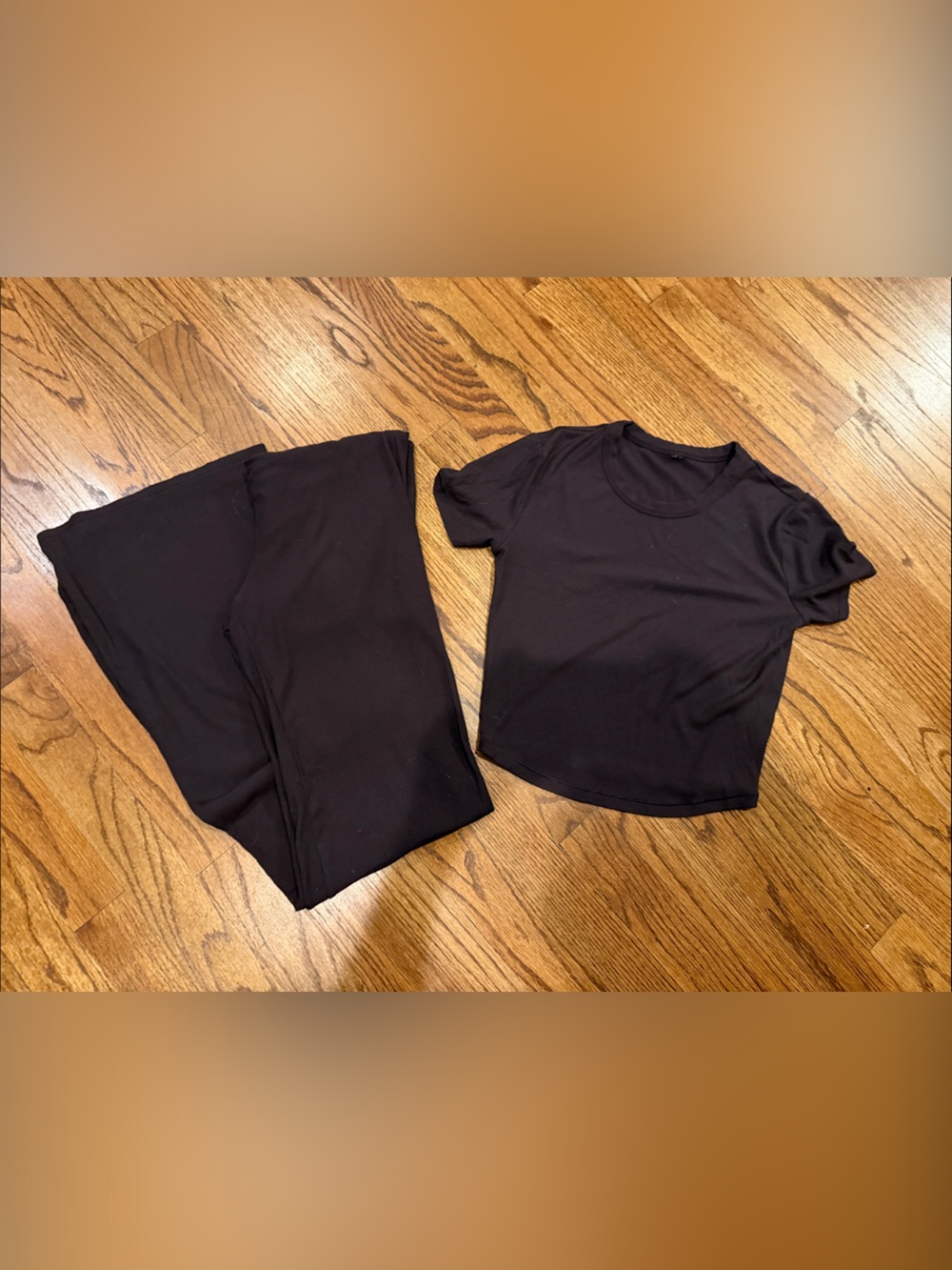 SKIMS Dark Brown Short Sleeve Ribbed Tee & Pants Lounge Set, Size Medium